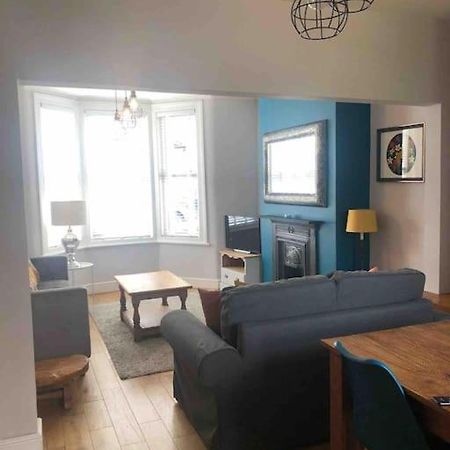 Gloucester Rd 2 Mins Away - Fab, New, Trendy House Bristol Exteriér fotografie