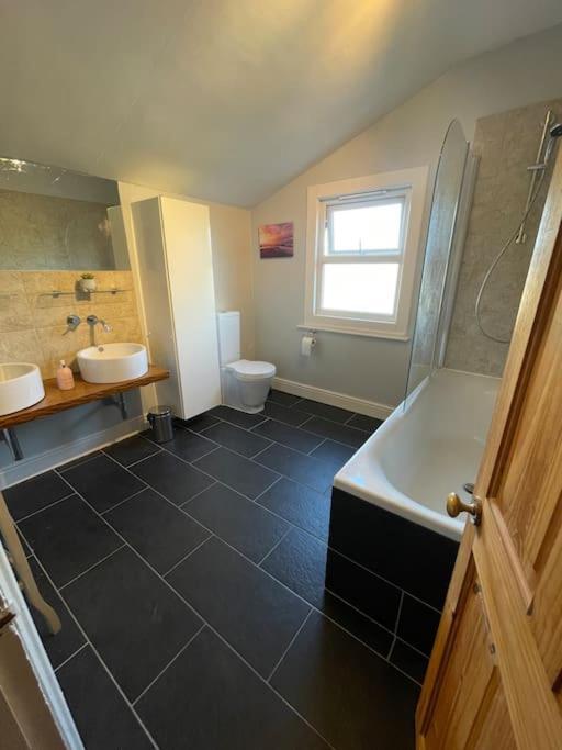 Gloucester Rd 2 Mins Away - Fab, New, Trendy House Bristol Exteriér fotografie