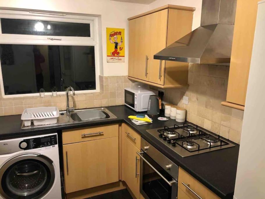 Gloucester Rd 2 Mins Away - Fab, New, Trendy House Bristol Exteriér fotografie